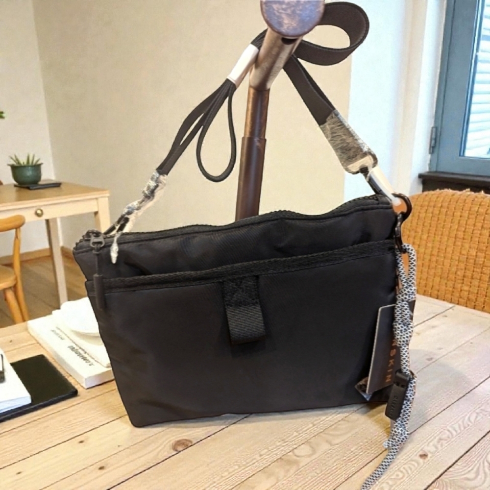 Danskin Zora Crossbody Bag NWT